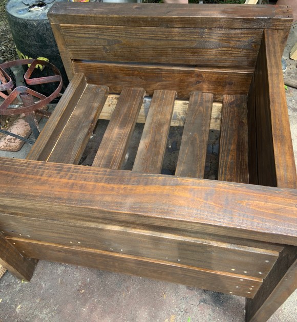 655B0516-AA2B-438E-B951-79BFFA752C34